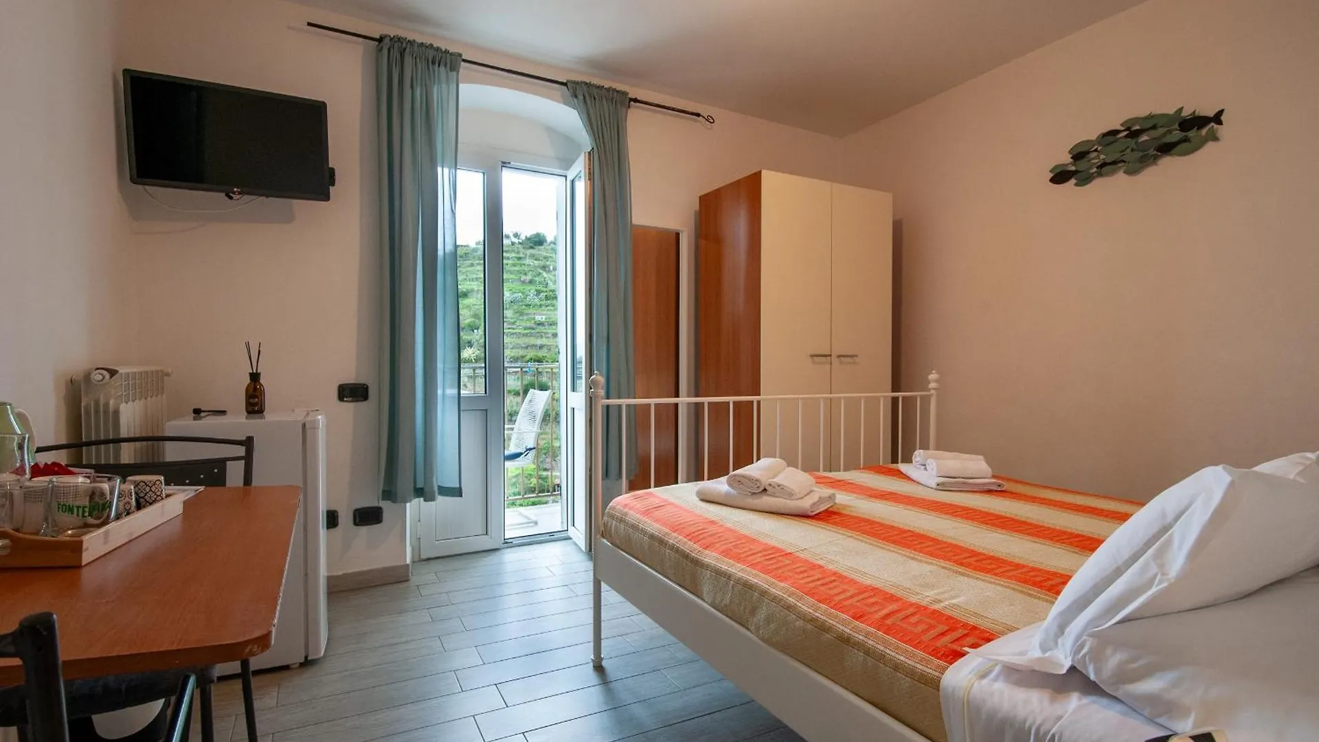 Volo Rooms By Arbaspaa Manarola 0*,